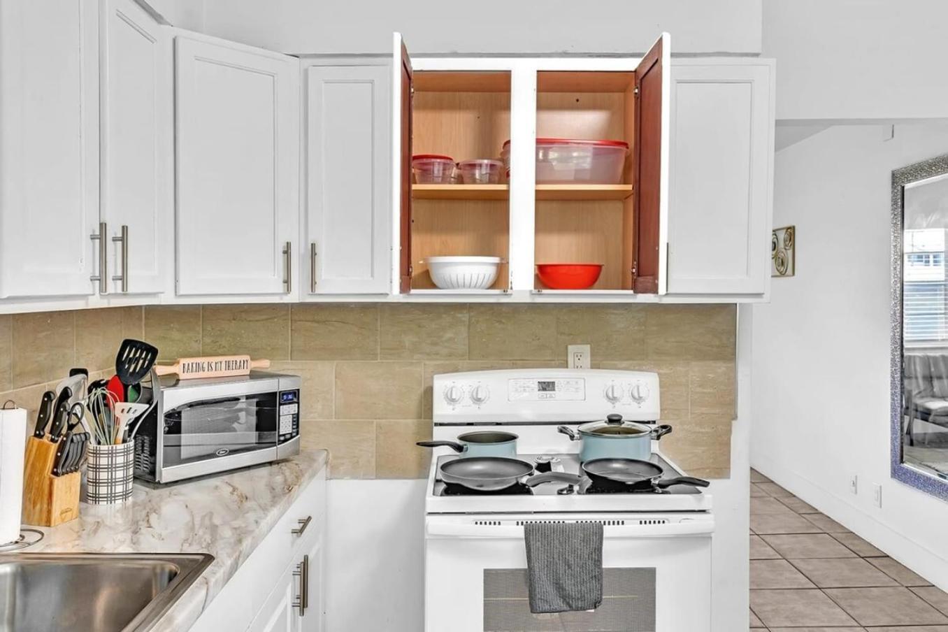 Modern 2Br Oasis Mins To Beach & Casino Db2 Dania Beach Eksteriør bilde