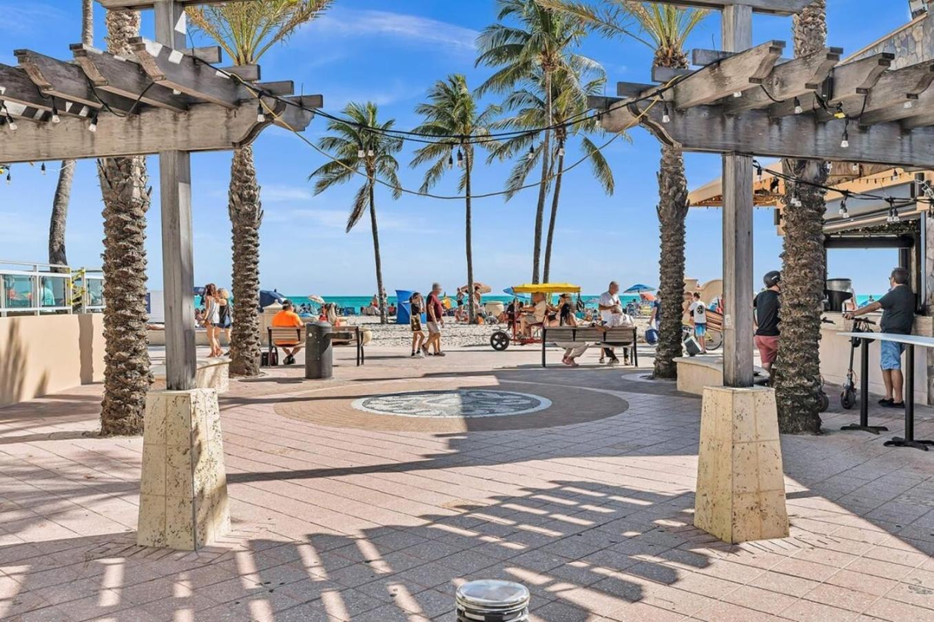 Modern 2Br Oasis Mins To Beach & Casino Db2 Dania Beach Eksteriør bilde