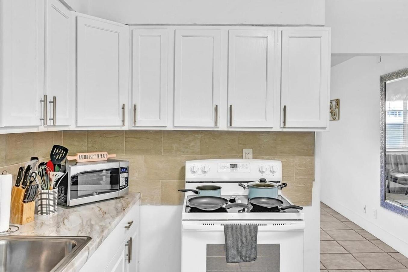 Modern 2Br Oasis Mins To Beach & Casino Db2 Dania Beach Eksteriør bilde