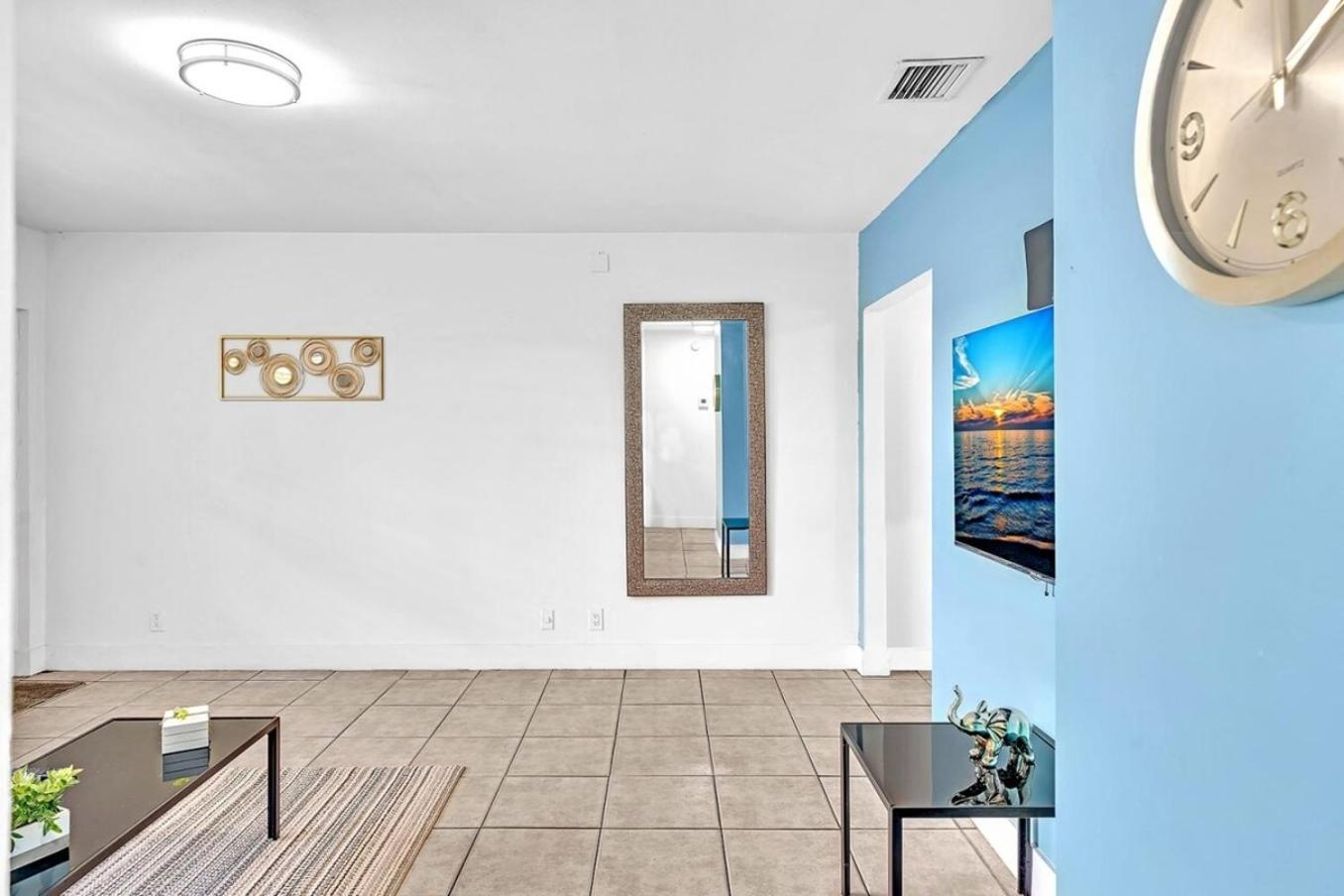Modern 2Br Oasis Mins To Beach & Casino Db2 Dania Beach Eksteriør bilde
