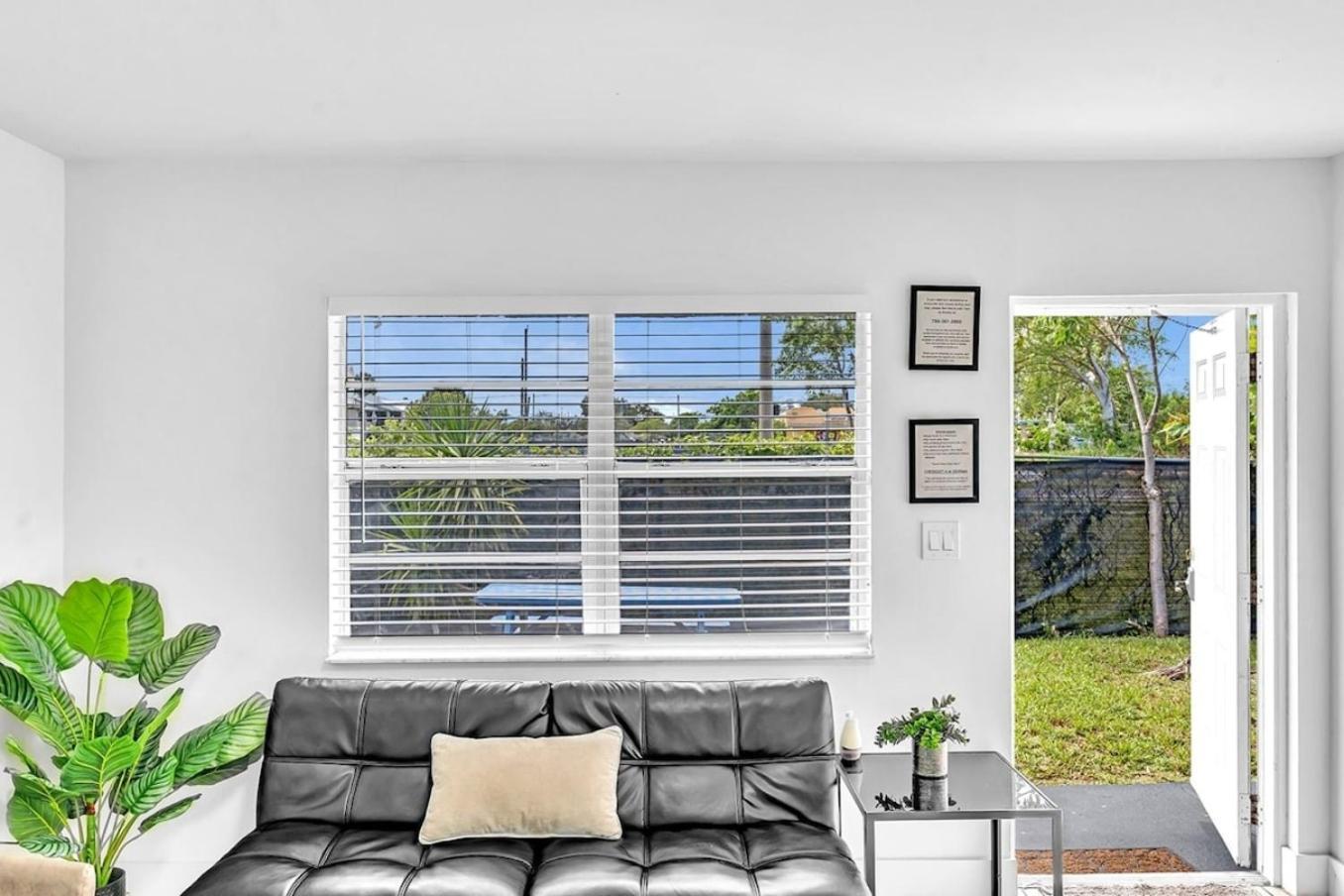 Modern 2Br Oasis Mins To Beach & Casino Db2 Dania Beach Eksteriør bilde