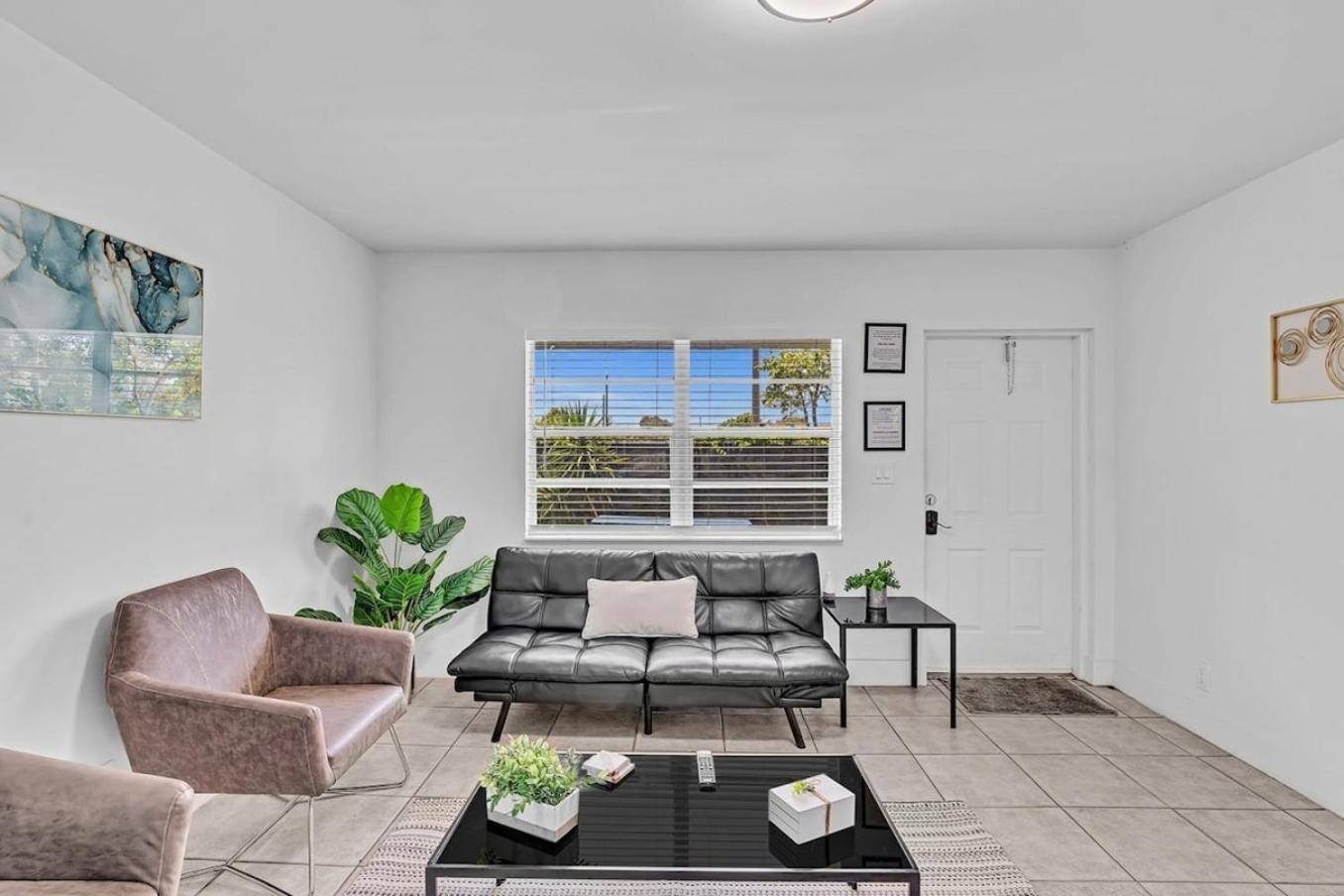 Modern 2Br Oasis Mins To Beach & Casino Db2 Dania Beach Eksteriør bilde