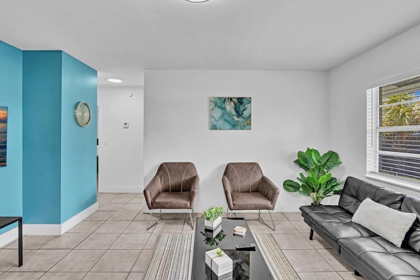 Modern 2Br Oasis Mins To Beach & Casino Db2 Dania Beach Eksteriør bilde